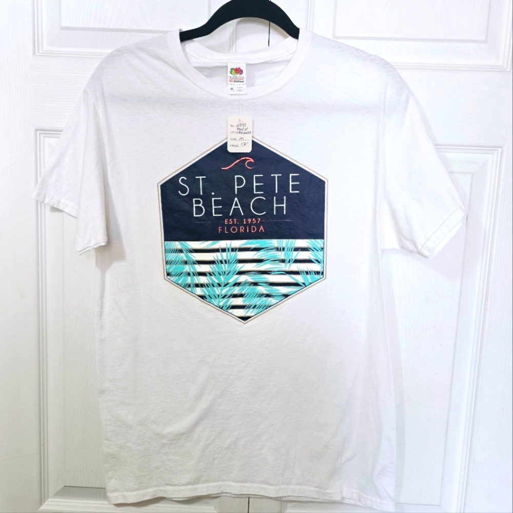 NEW! FRUIT OF THE LOOM Womens Size Medium St. Pete's Beach Crew Stretchy T-shirt